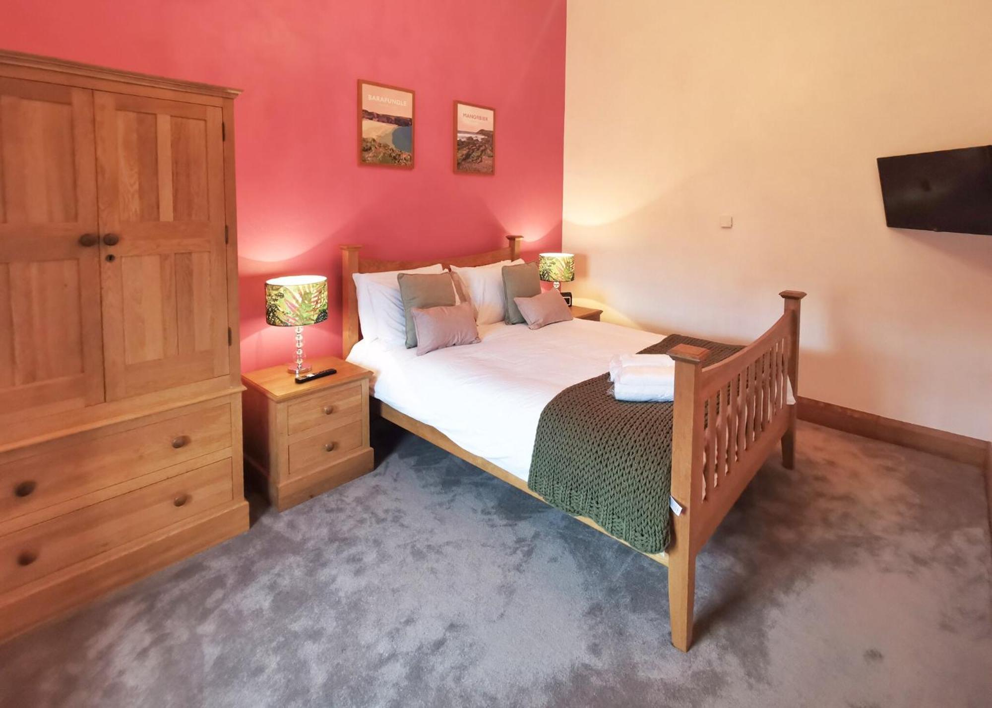 Grondre Holiday Park Clynderwen Стая снимка